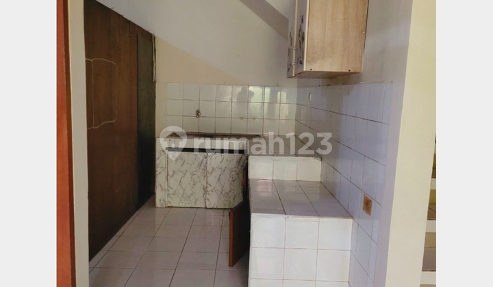Rumah Kontrakan Bagus Semi Furnished SHM Arcamanik, Bandung 2