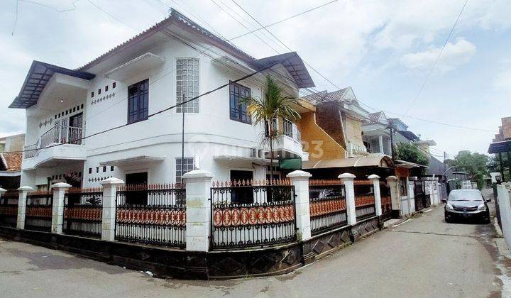 Rumah 2 Lantai Bagus Semi Furnished SHM di Jalan Soma Kiaracondong, Kota Bandung Dekat Kiara Artha Park 1