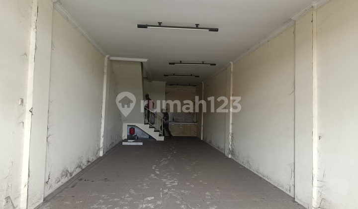 Shop House for Sale Daan Mogot Arcadia 3 Floors Only 1.7 Billion 2