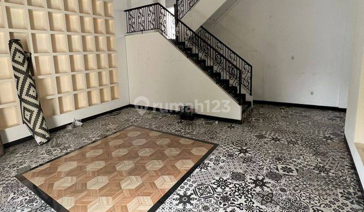 Disewakan Rumah Mewah Kemanggisan Casa Goya Residence Cluster Dekat S Parman 2