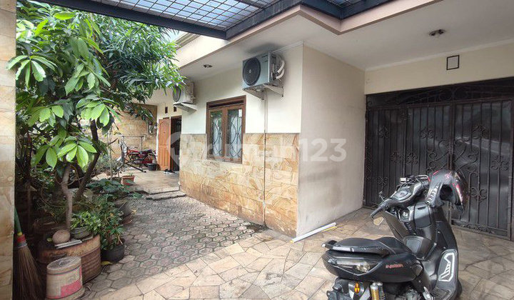 Rumah Dijual Tebet Timur Dekat Ecopark Best Loc Limited