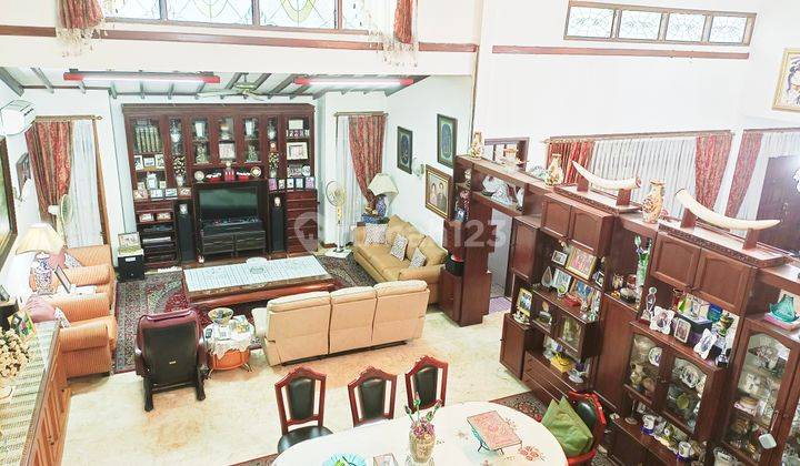 Rumah Asri, Tenang, di Pusat Jakarta