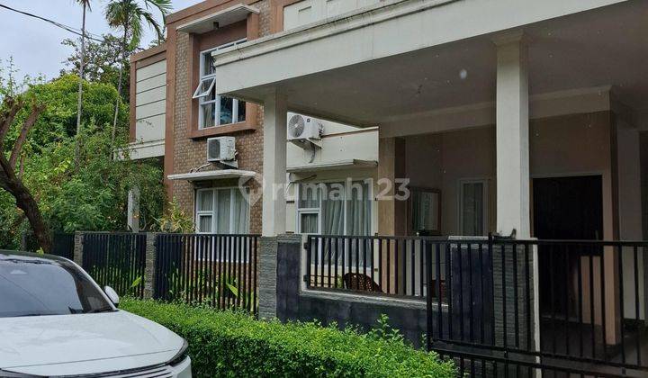 Rumah Hoek Cantik Di Sektor 9 Bintaro Jaya Tangerang Selatan 1