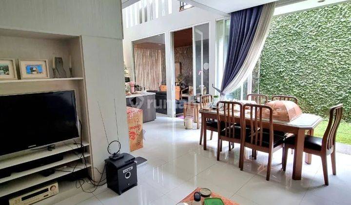 Rumah Minimalis Strategis Di Tengah Bintaro, Taman Luas 2