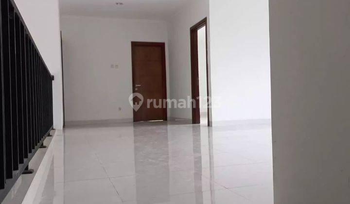 Rumah baru murah tanah besar di Riverpark Bintaro Jaya 2