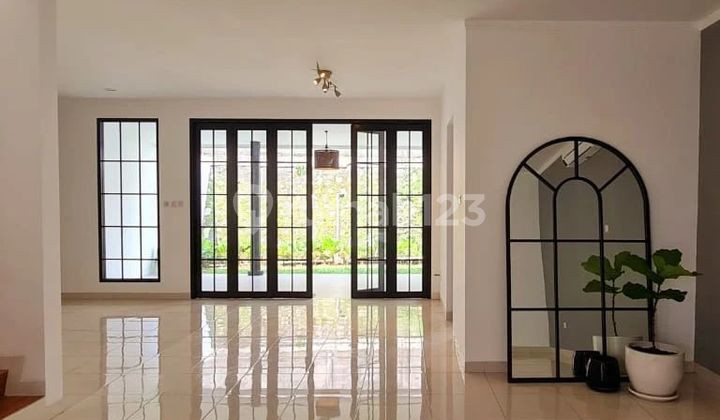 Nice House In Discovery Bintaro Jaya 2