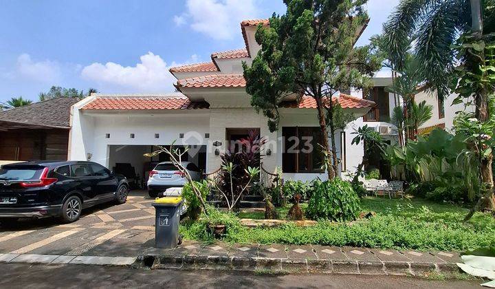 Dijual rumah cantik premium area di Bintaro Sektor 9 2