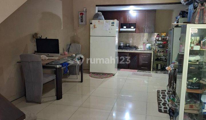 Penawaran Spesial! Rumah Minimalis di Emerald Bintaro Jaya - Lokasi Prime dan Harga Terjangkau! 1