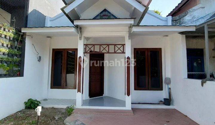 Dijual Rumah Sudah Renovasi Akses Tol di Vila Bintaro Regency 1