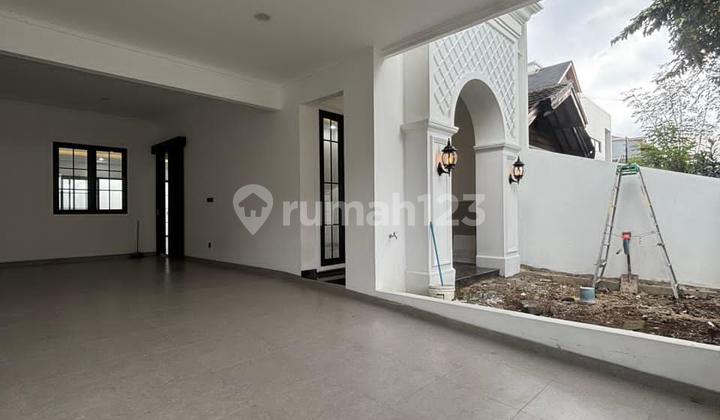 Dijual Rumah Modern Classic Bagus SHM di Sektor 3 Bintaro Jaya 2