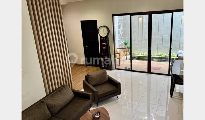 Quick Sale: Nice Semi Furnished House with SHM, Discovery Sector 9-Bintaro, South Tangerang 2