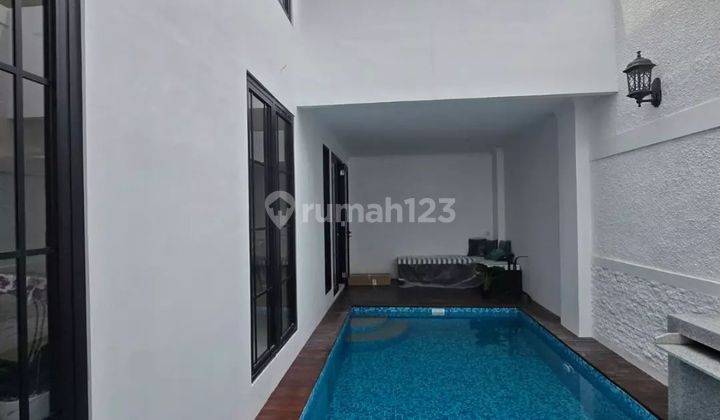 Rumah Brand New Dengan Kolam Renang Di Bintaro Jaya Sektor 9  2