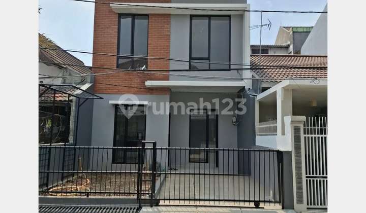Jual Rumah Baru Bagus SHM Sektor 5 - Bintaro, Tangerang Selatan 1