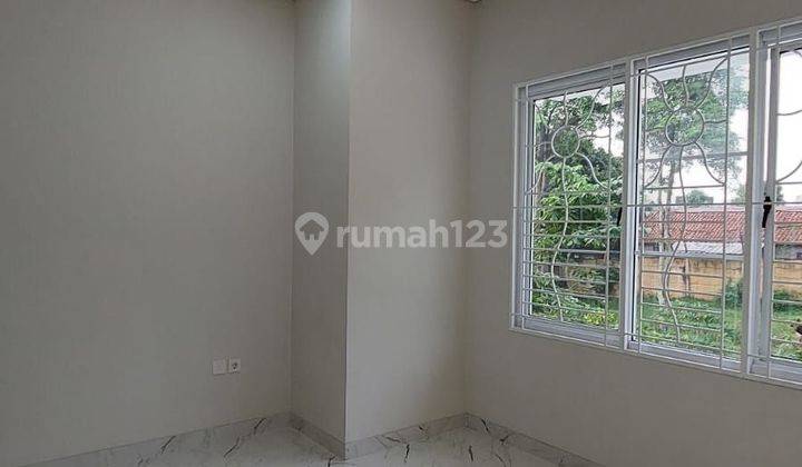 Rumah 2 Lantai Modern Minimalis Di Bsd City 2