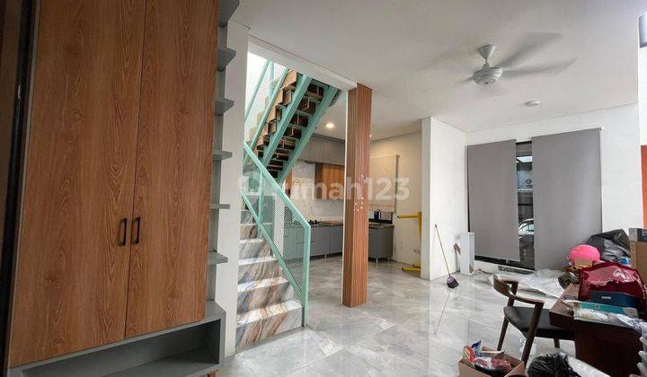 Rumah Modern Minimalis Siap Huni Dalam Cluster Bintaro Jaya Sektor 9 2