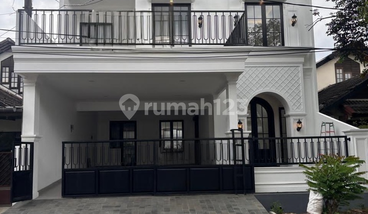 Dijual Rumah Modern Classic Bagus SHM di Sektor 3 Bintaro Jaya Dijual Rumah Modern Classic Bagus SHM di Sektor 3 Bintaro Jaya
