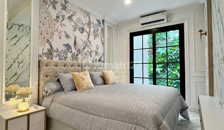 Dijual Rumah Classic Brand New Lokasi Bagus di Pondok Indah Jakarta Selatan 2