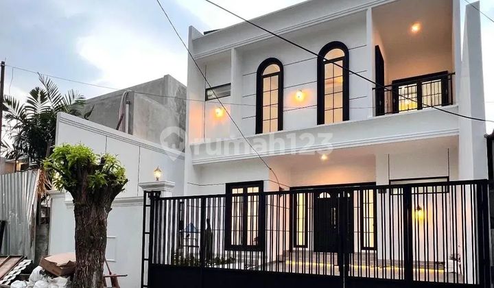 Rumah Baru Modern di Nusa Loka BSD City 1