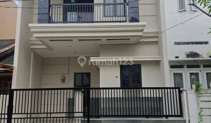 Rumah Bagus SHM Kiwi Graha Bintaro, Tangerang Selatan