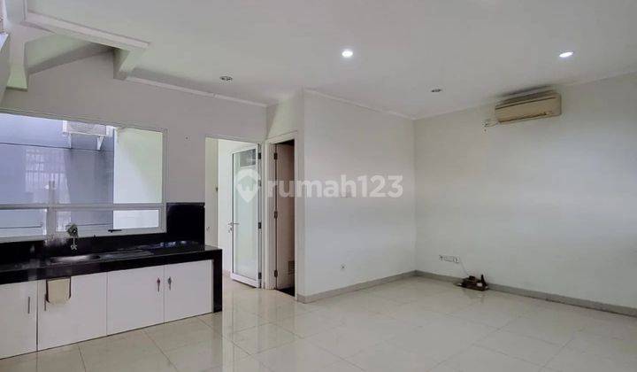 Dijual Rumah Modern Minimalis Dekat Pintu Tol di Discovery Bintaro Jaya 2