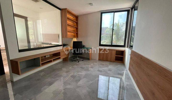 Rumah Modern Minimalis Siap Huni Dalam Cluster Bintaro Jaya Sektor 9 2