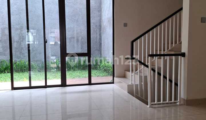 Dijual Rumah Bagus Dalam Cluster Kebayoran Villas, Bintaro, Tangerang Selatan 2