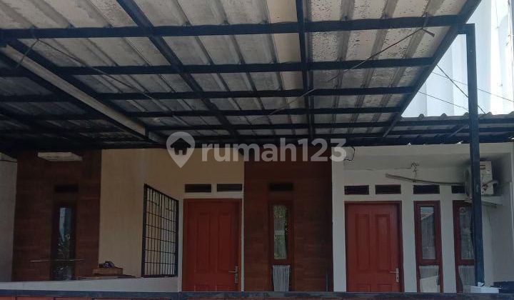 Ready-to-Occupy House in Cisaranten Arcamanik Complex, Bandung