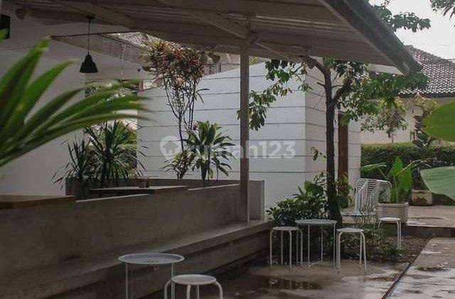 Rumah dan Cafe Posisi Sangat Strategis Sayap Riau Bandung 1