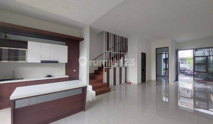 Rumah Minimalis Baru di Komplek Mekar Wangi Bandung 2