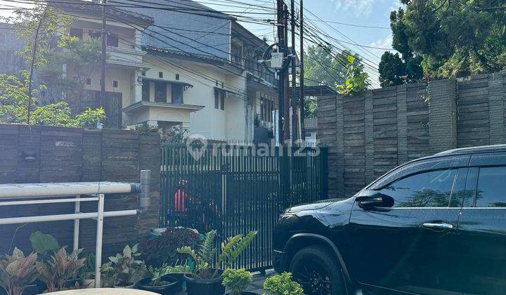 Rumah Mewah 3 Lantai di Setra sari Sutami Pasteur 1