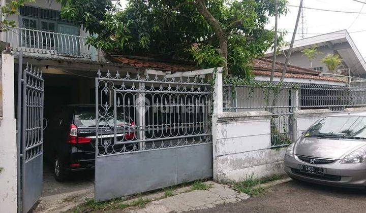 Rumah lama terawat di sukaluyu kota bandung 1