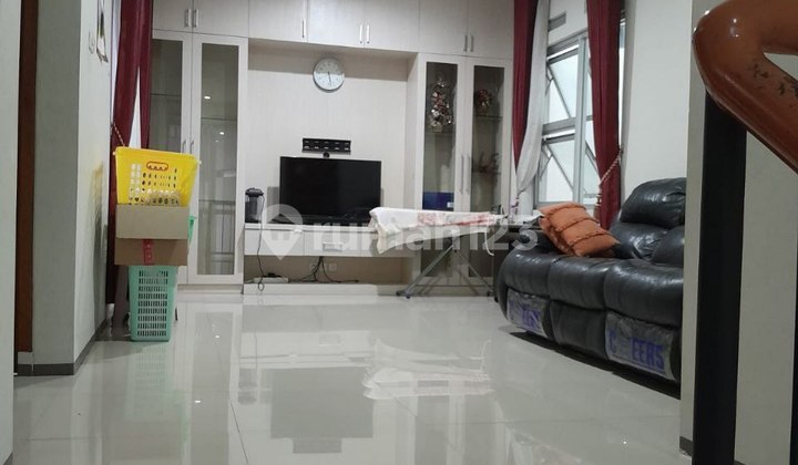 Rumah Nyaman Lingkungan Tenang Dalam Cluster Cigadung Bandung