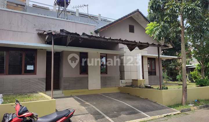 Rumah Hook di Komplek Gardenia Cimahi Utara