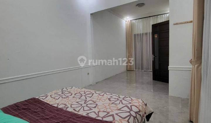 Rumah Lux 3 Lantai Di Sayap Sukajadi Bandung 2