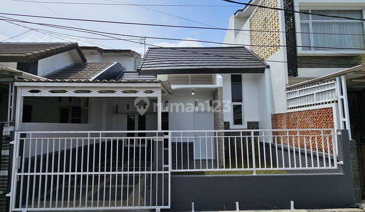 Rumah Cantik Di kan Jati Asih Bekasi 1