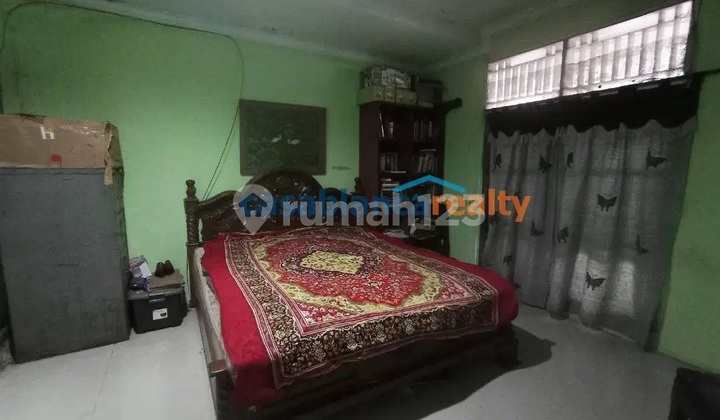 For Sale House on Tennis Street, Kapuk Cengkareng 2