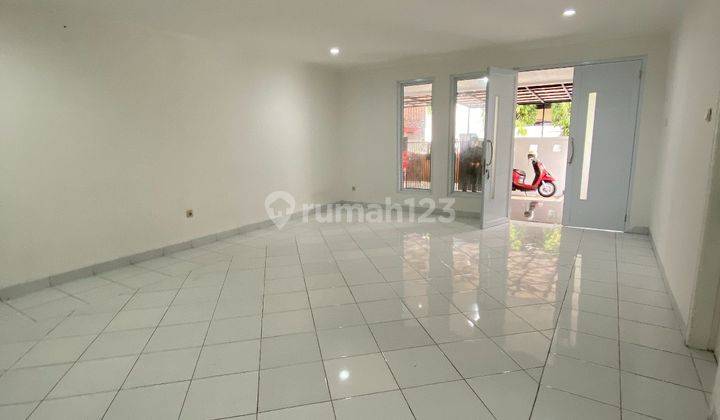 Rumah 2 Kamar Tidur Senopati Jakarta Selatan 2