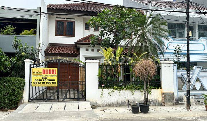Rumah Cantik 2 Lantai Tanjung Duren Jakarta Barat , Non.553 6