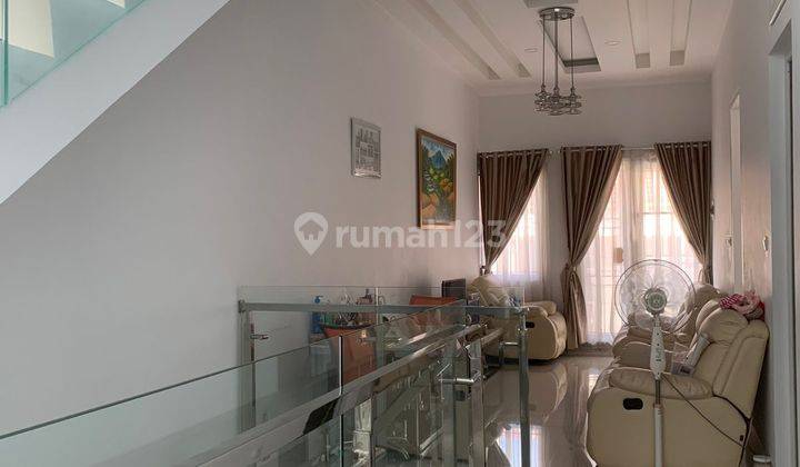 Rumah 2nd Jln 1.5 Mobil, 3lt tanjung Duren jakarta Barat , Non.628 8