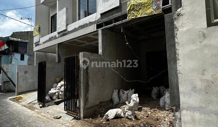 Non.573 Rumah New Jln 1 Mobil, 3 Lt Tanjung Duren Jakarta Barat  6