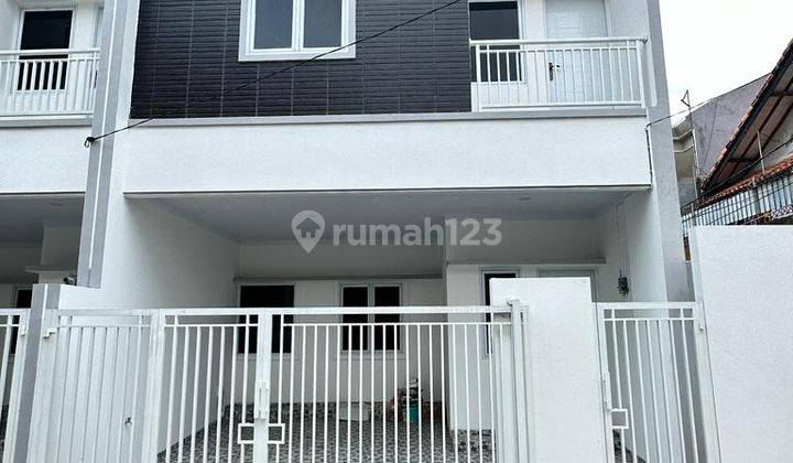 Non.633 Rumah New 3 Lantai Tanjung Duren Jakarta Barat  2