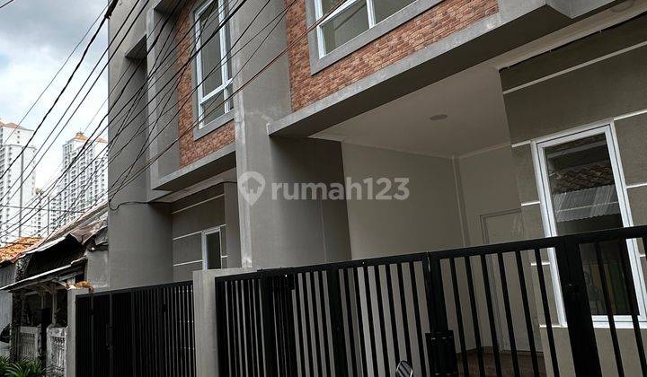 Non.595 Rumah Cantik New 2 Lt, Jln 1 Mobil tanjung Duren Jakarta Barat  2