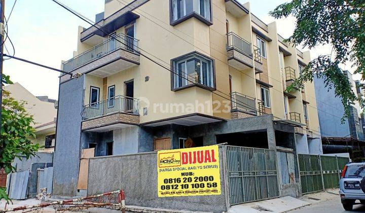 Non.570 Rumah Murah Jln 2 Mobil, 3 Lt Taman Ratu Jakarta Barat  10