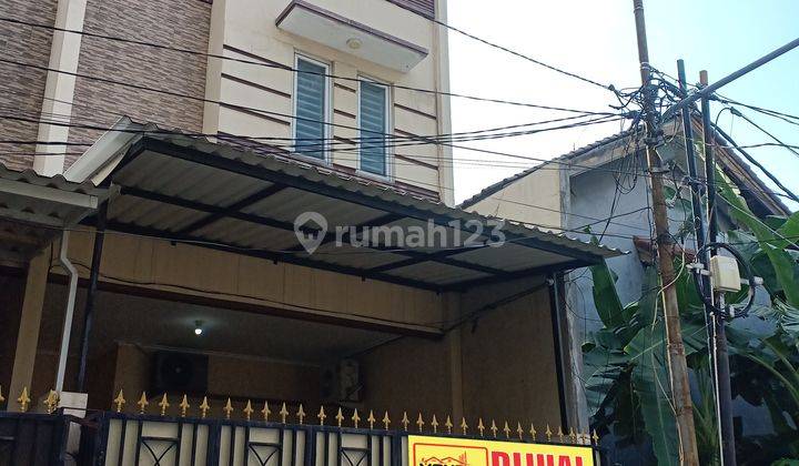 Non.599 Rumah 3lt, Jln 2 Mobil duri Kepa Jakarta Barat  1