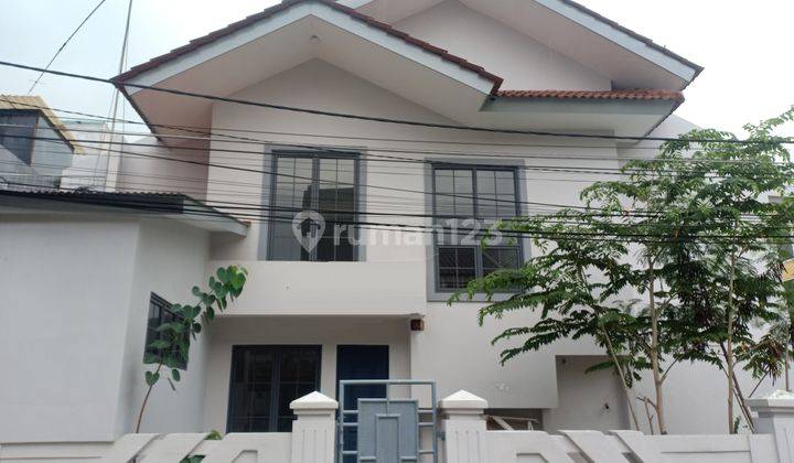 Non.593 Rumah 2 Lantai, Jln 3 Mobil taman Cosmos Jakarta Barat  4