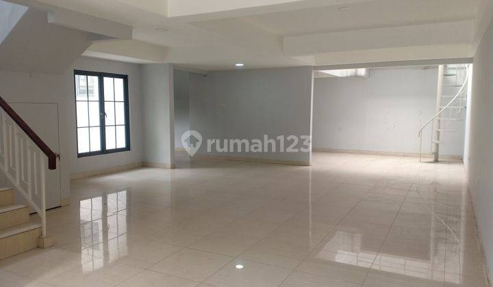 Non.593 Rumah 2 Lantai, Jln 3 Mobil taman Cosmos Jakarta Barat  6