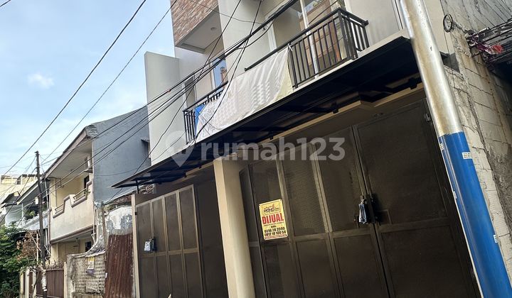 Rumah Bagus SHM Tanjung Duren, Jakarta Barat (SS-015) 2