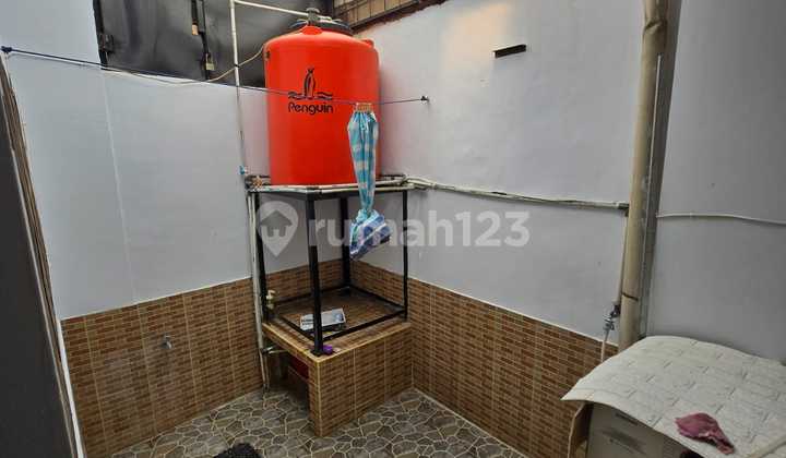 Rumah 2 Lantai Bagus di Tanjung Duren, Jakarta Barat, Ss 006 2