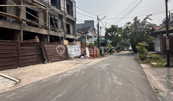 Rumah Bagus SHM Tanjung Duren, Jakarta Barat (SS-032) 2