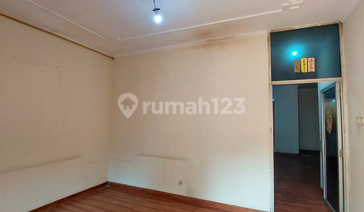 Dijual Rumah 2 LT Permata Buana Dijual Rumah 2 LT Permata Buana